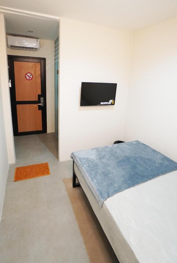 Hostel 18 Pasangan Butuh Surat Nikah Μπαντούνγκ Εξωτερικό φωτογραφία
